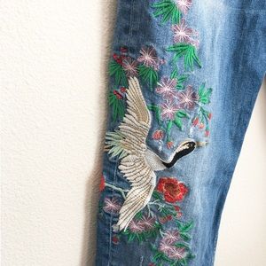 Zara raw hem slim boyfriend embroidered jeans 10.